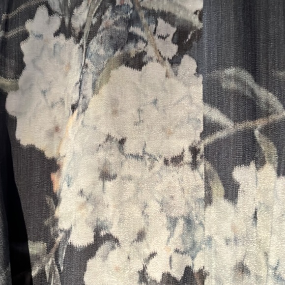 Floral Trench - Picture 8 of 8